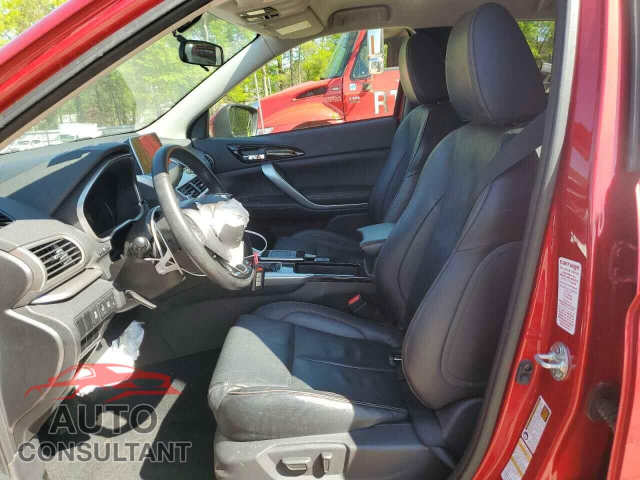 MITSUBISHI ECLIPSE 2018 - JA4AT5AA7JZ051731