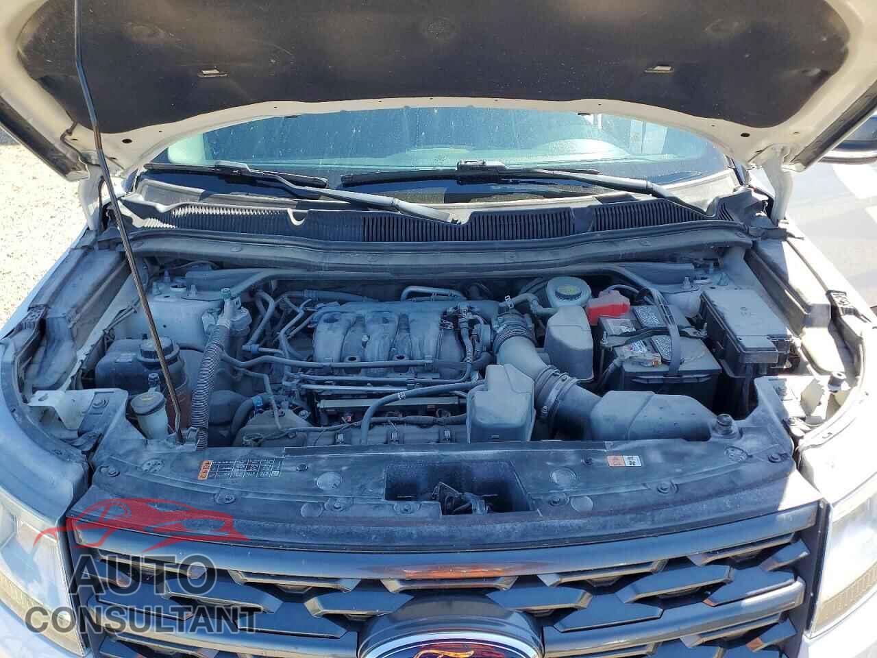 FORD EXPLORER 2018 - 1FM5K8D87JGB77051