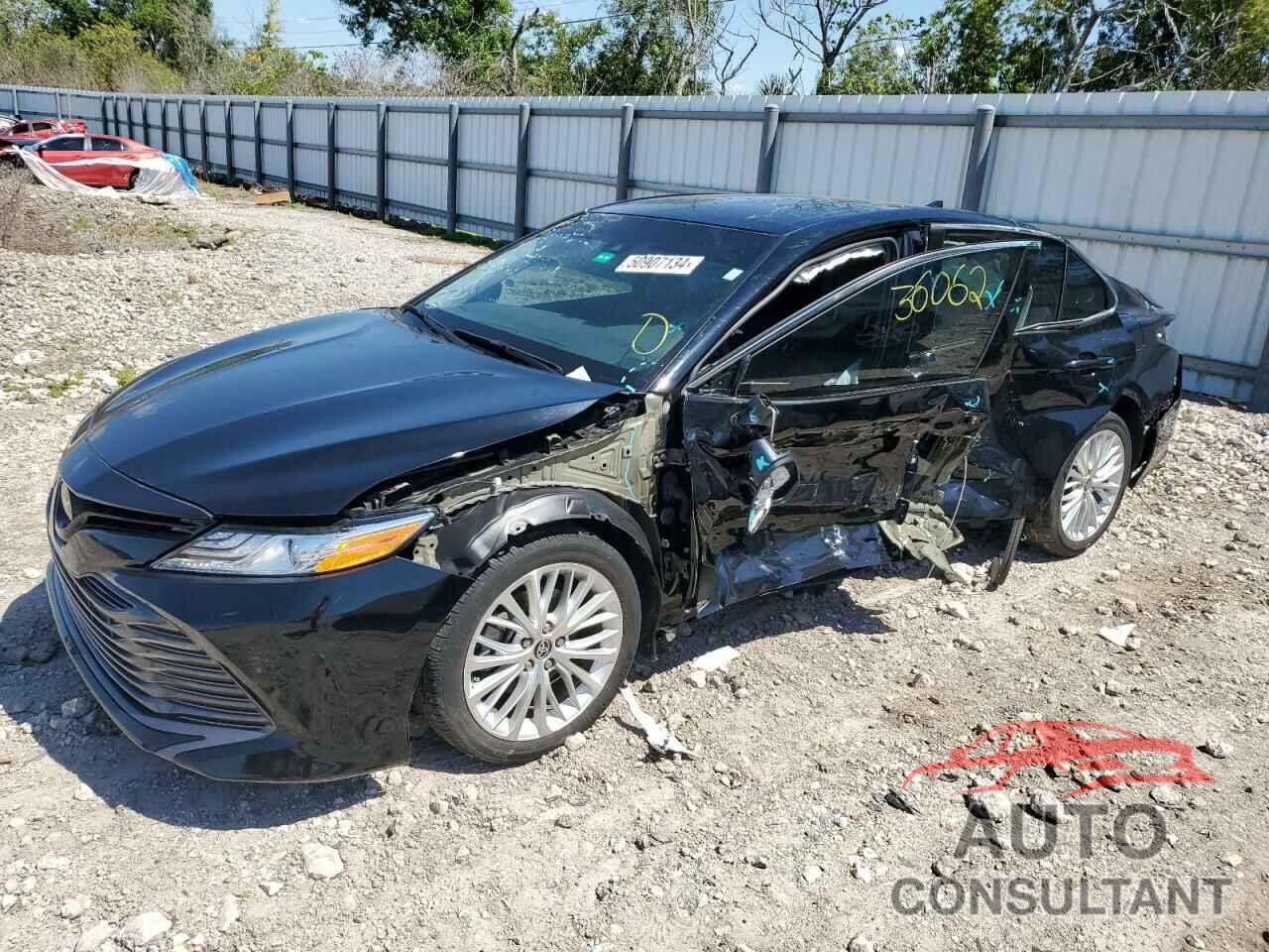 TOYOTA CAMRY 2020 - 4T1F11AKXLU964627