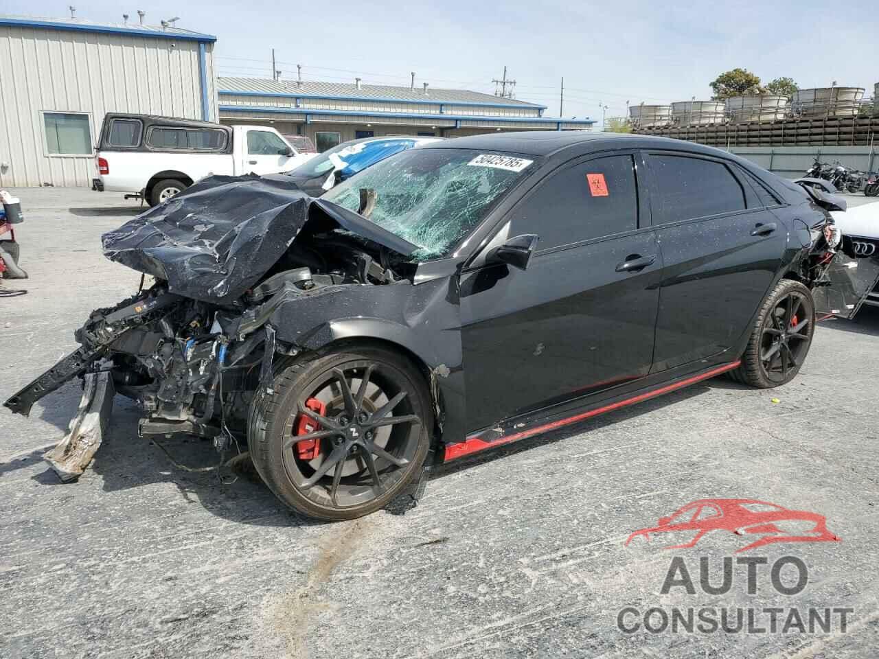 HYUNDAI ELANTRA 2024 - KMHLW4DK8RU022893