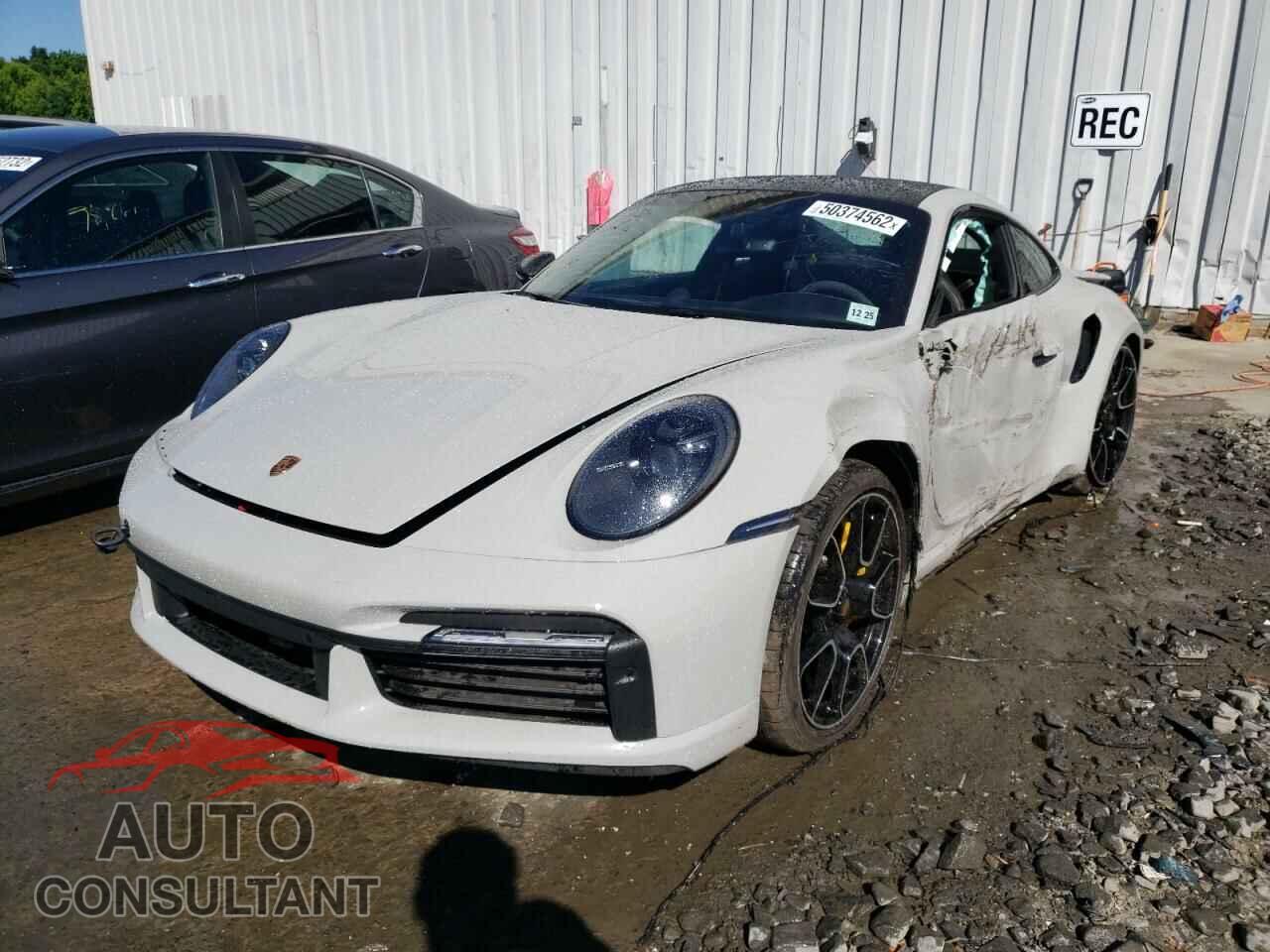PORSCHE 911 2021 - WP0AD2A97MS257538