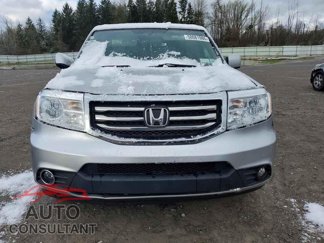 HONDA PILOT 2015 - 5FNYF4H49FB016577