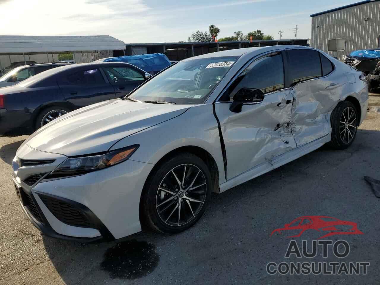 TOYOTA CAMRY 2024 - 4T1G11AK8RU192836