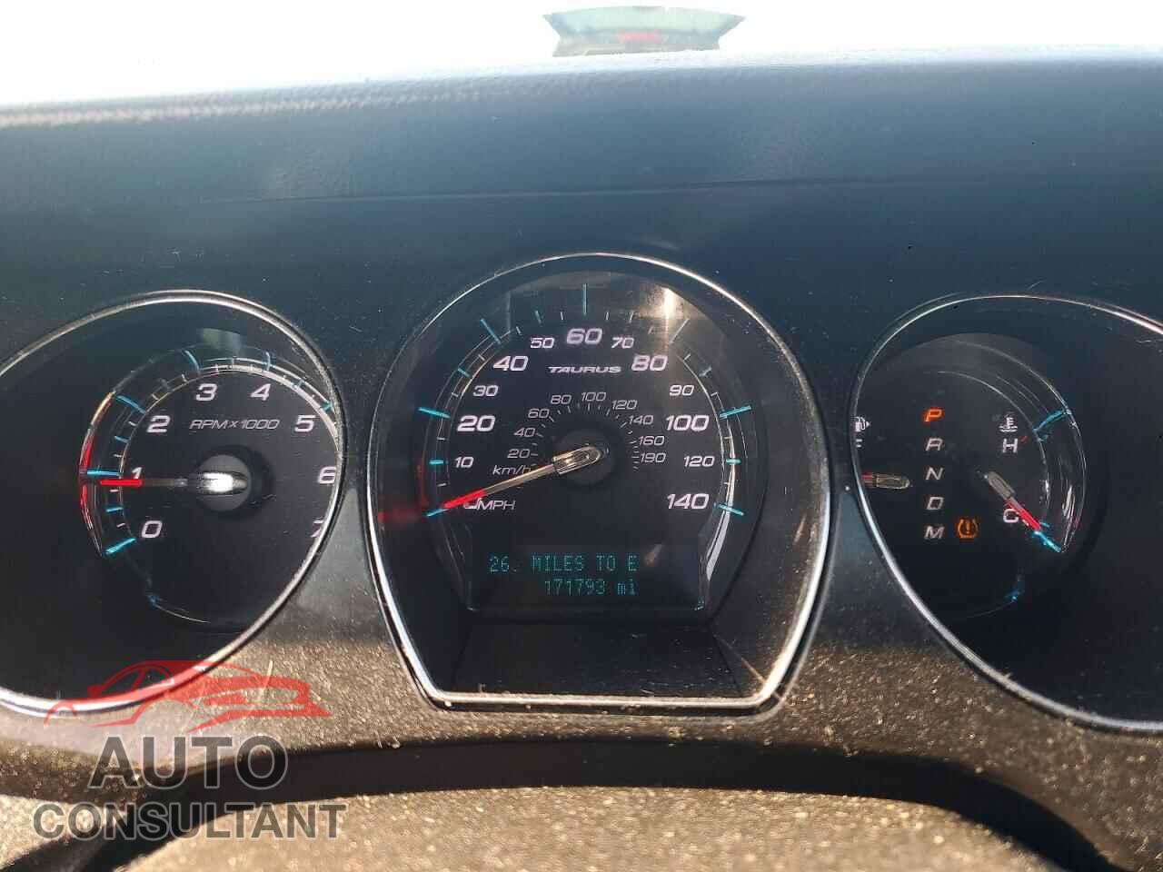 FORD TAURUS 2011 - 1FAHP2FW4BG112869