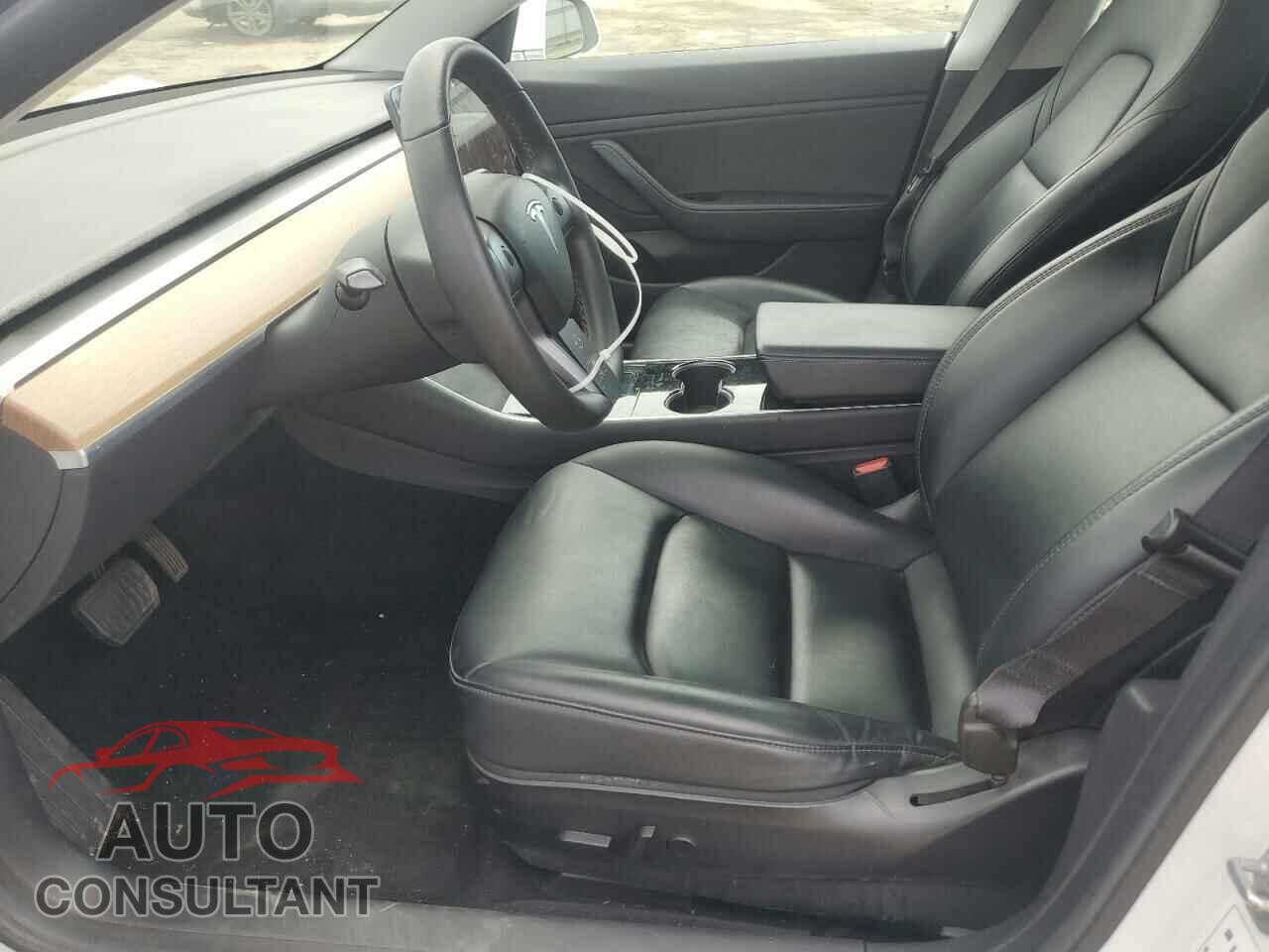 TESLA MODEL 3 2019 - 5YJ3E1EA2KF415881