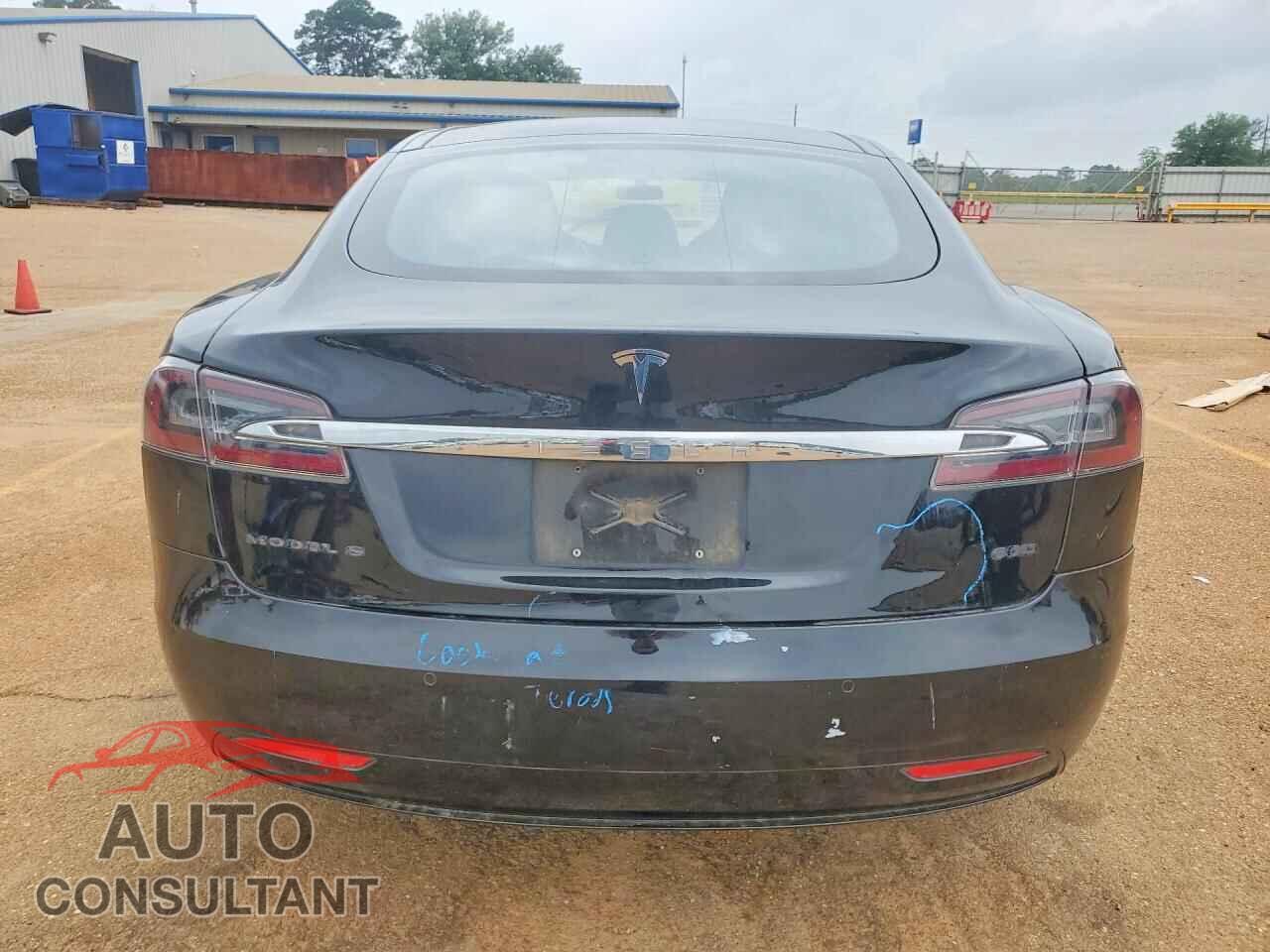 TESLA MODEL S 2016 - 5YJSA1E28GF168552