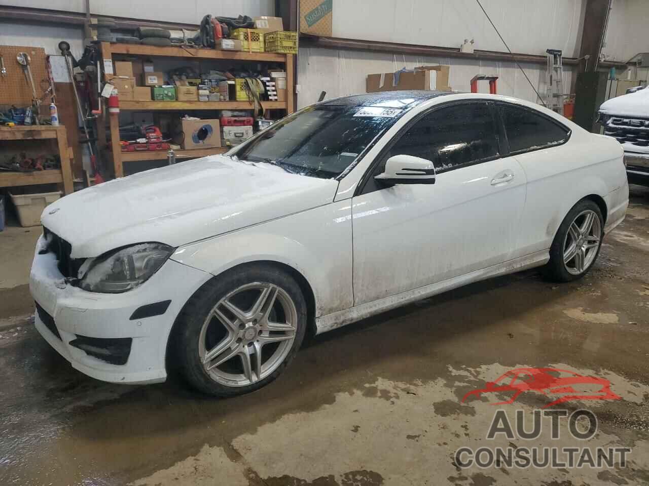 MERCEDES-BENZ C-CLASS 2014 - WDDGJ8JB1FG368218