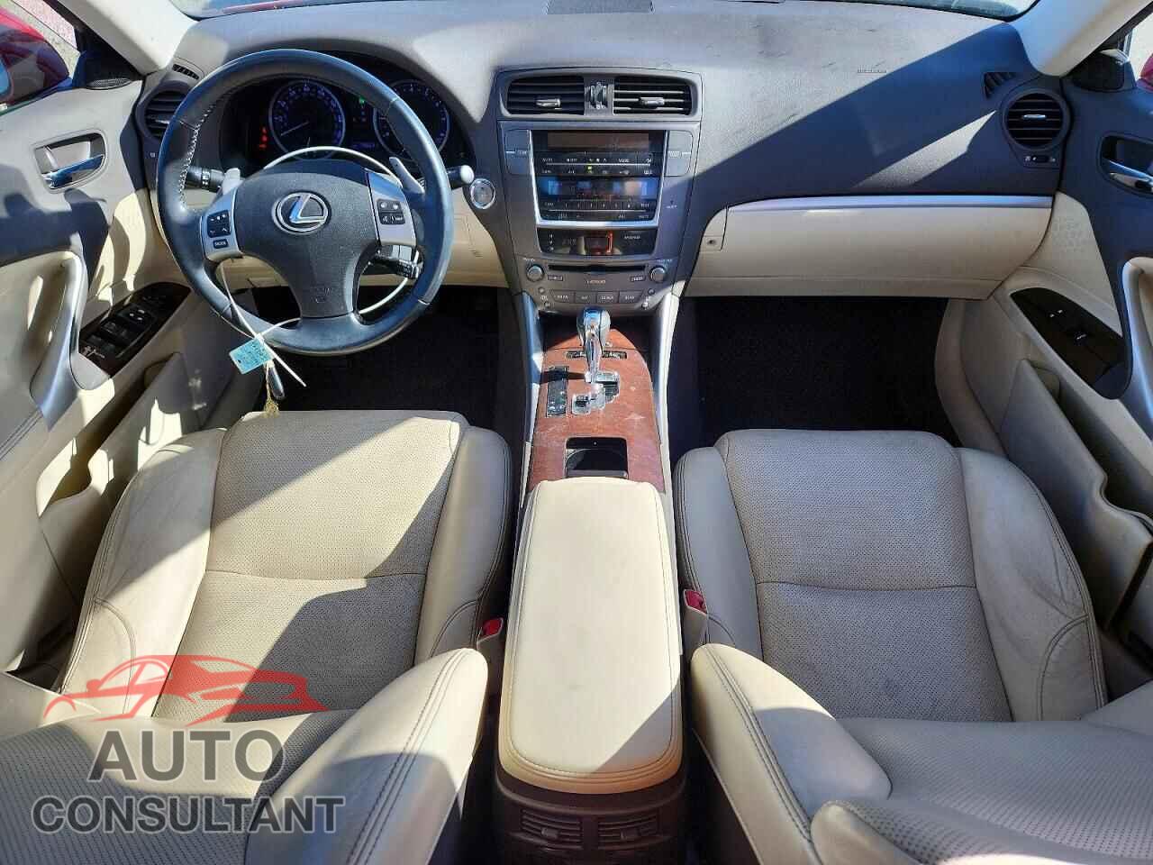 LEXUS IS 2012 - JTHBF5C2XC5172737