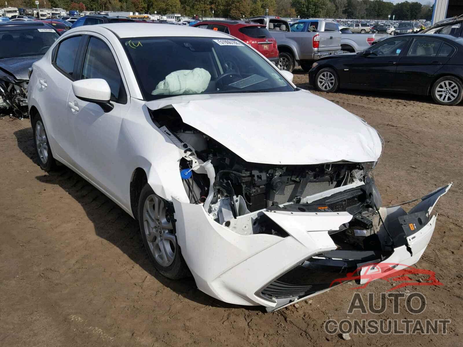 TOYOTA YARIS 2017 - 3MYDLBYV7HY150582