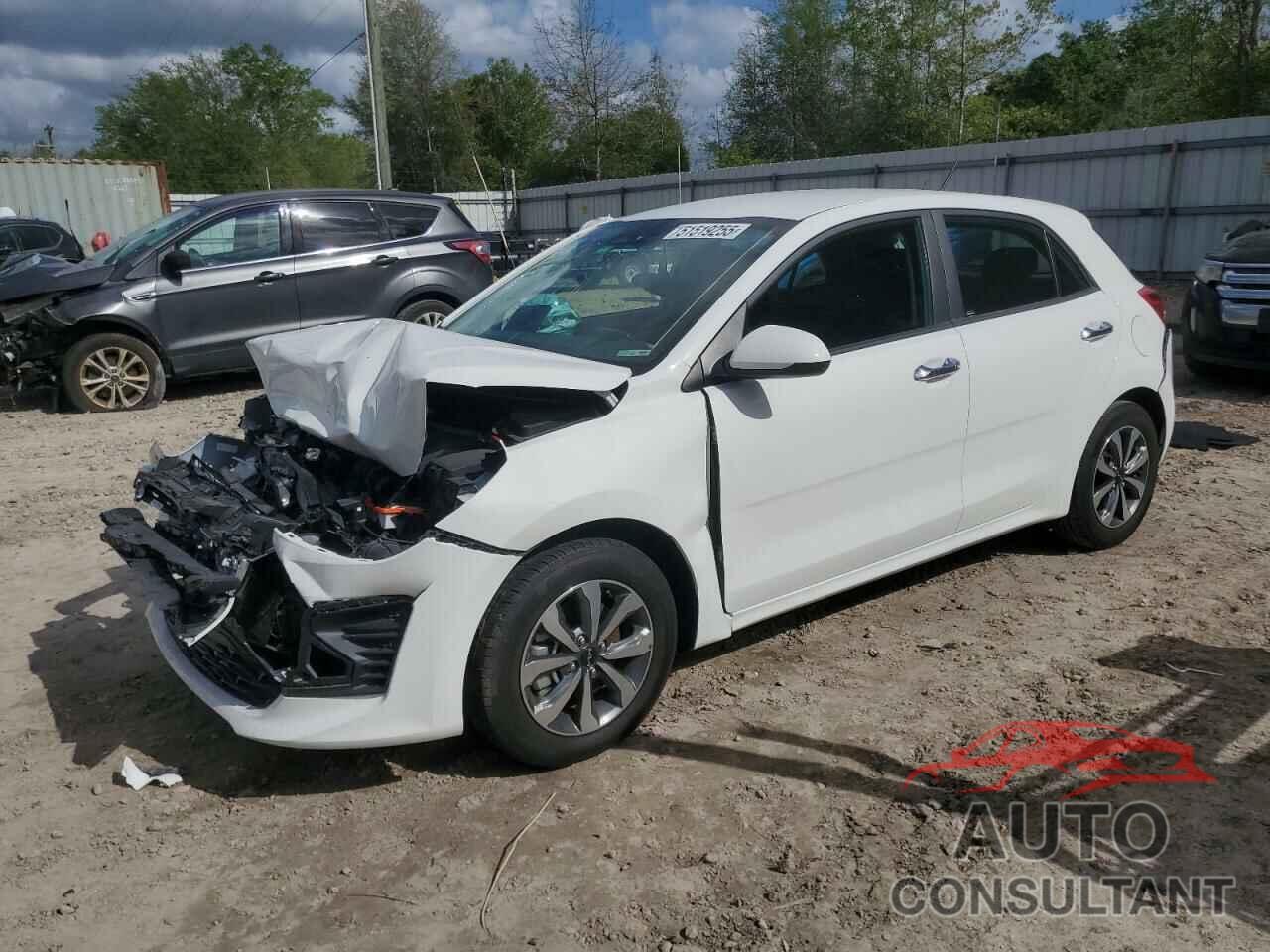 KIA RIO 2022 - 3KPA25AD8NE471230