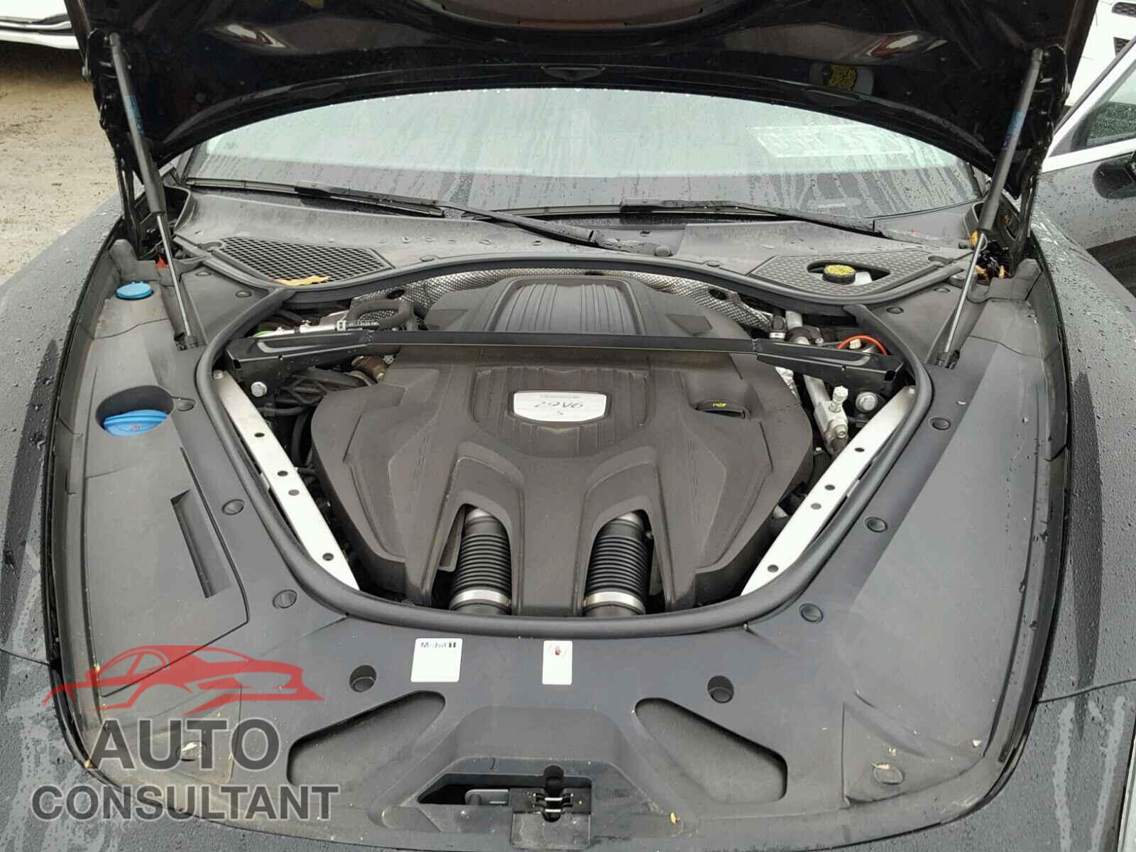 PORSCHE PANAMERA 2017 - WP0AB2A79HL121237