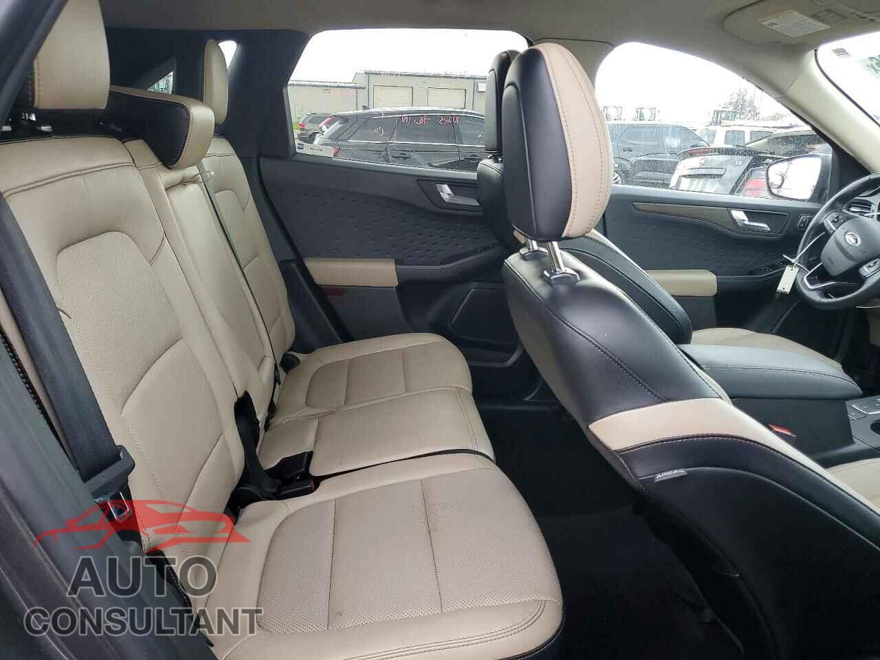 FORD ESCAPE 2020 - 1FMCU9J96LUA30941