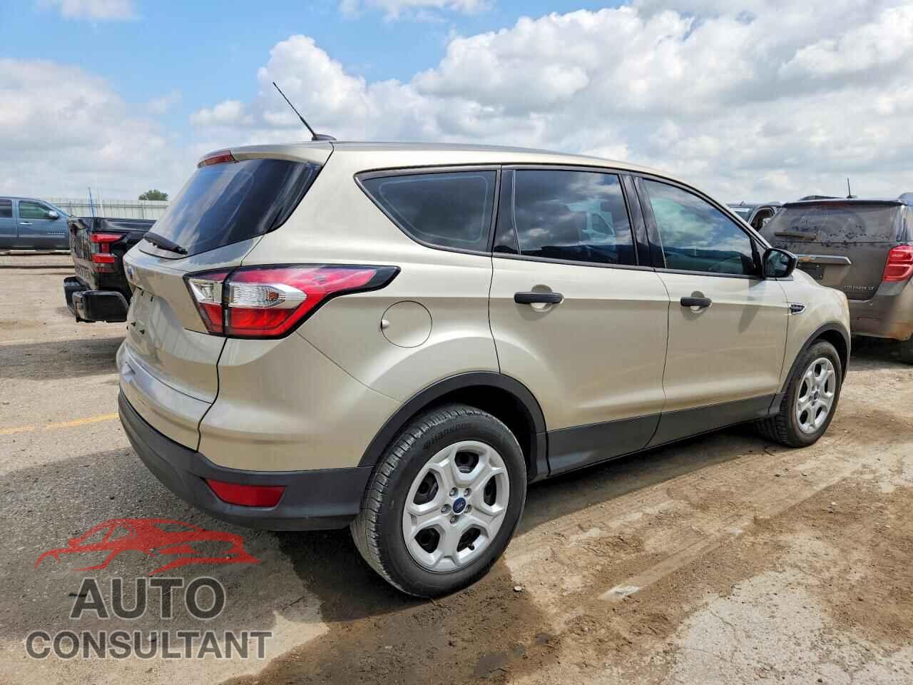 FORD ESCAPE 2017 - 1FMCU0F72HUD76365