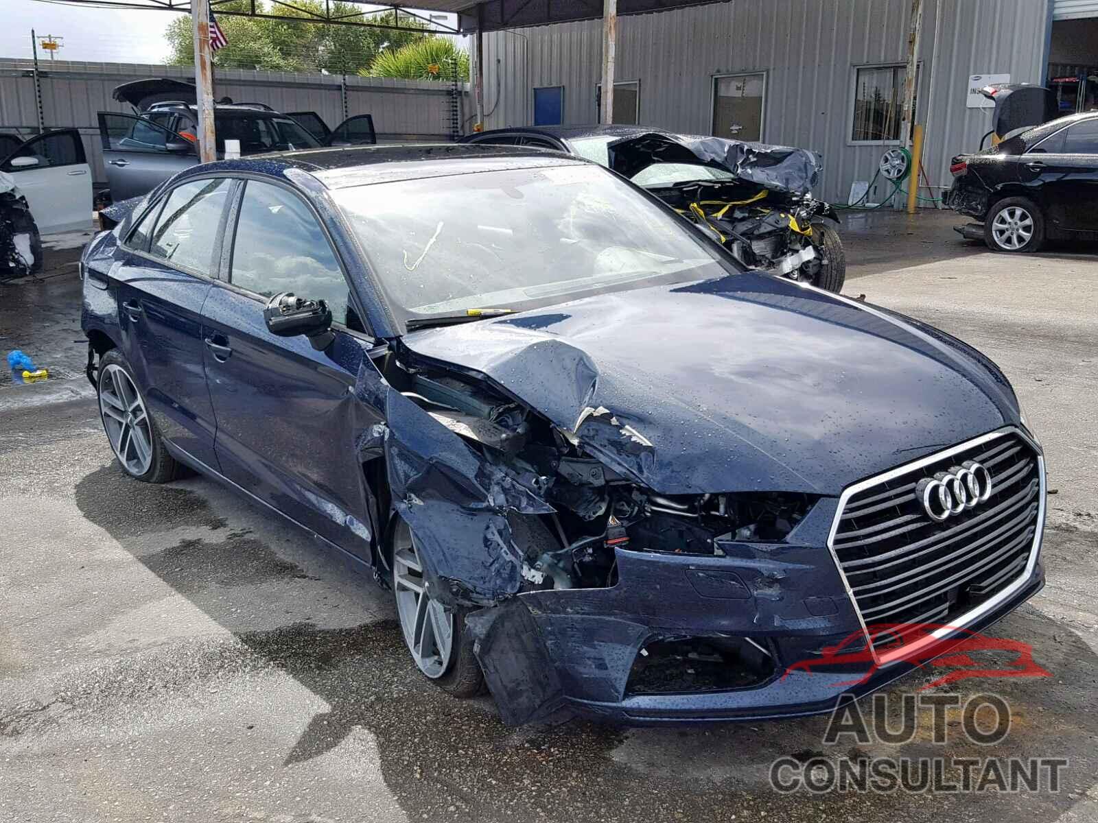 AUDI A3 2018 - WAUAUGFF2J1037637