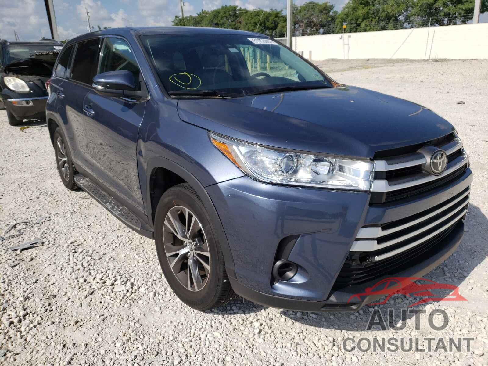TOYOTA HIGHLANDER 2019 - 5TDZARFH5KS047031