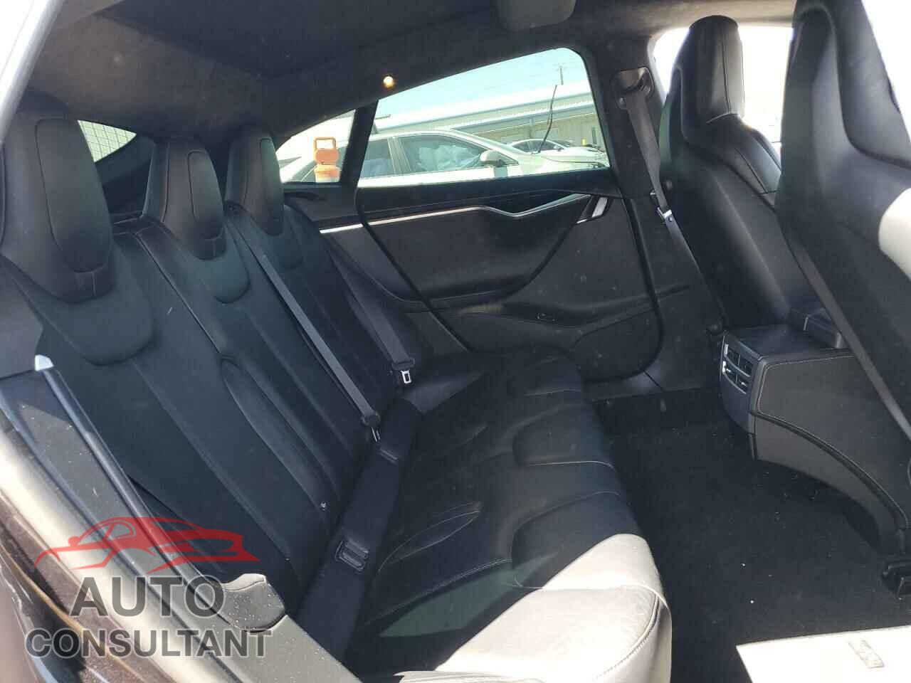 TESLA MODEL S 2015 - 5YJSA1V4XFF097886