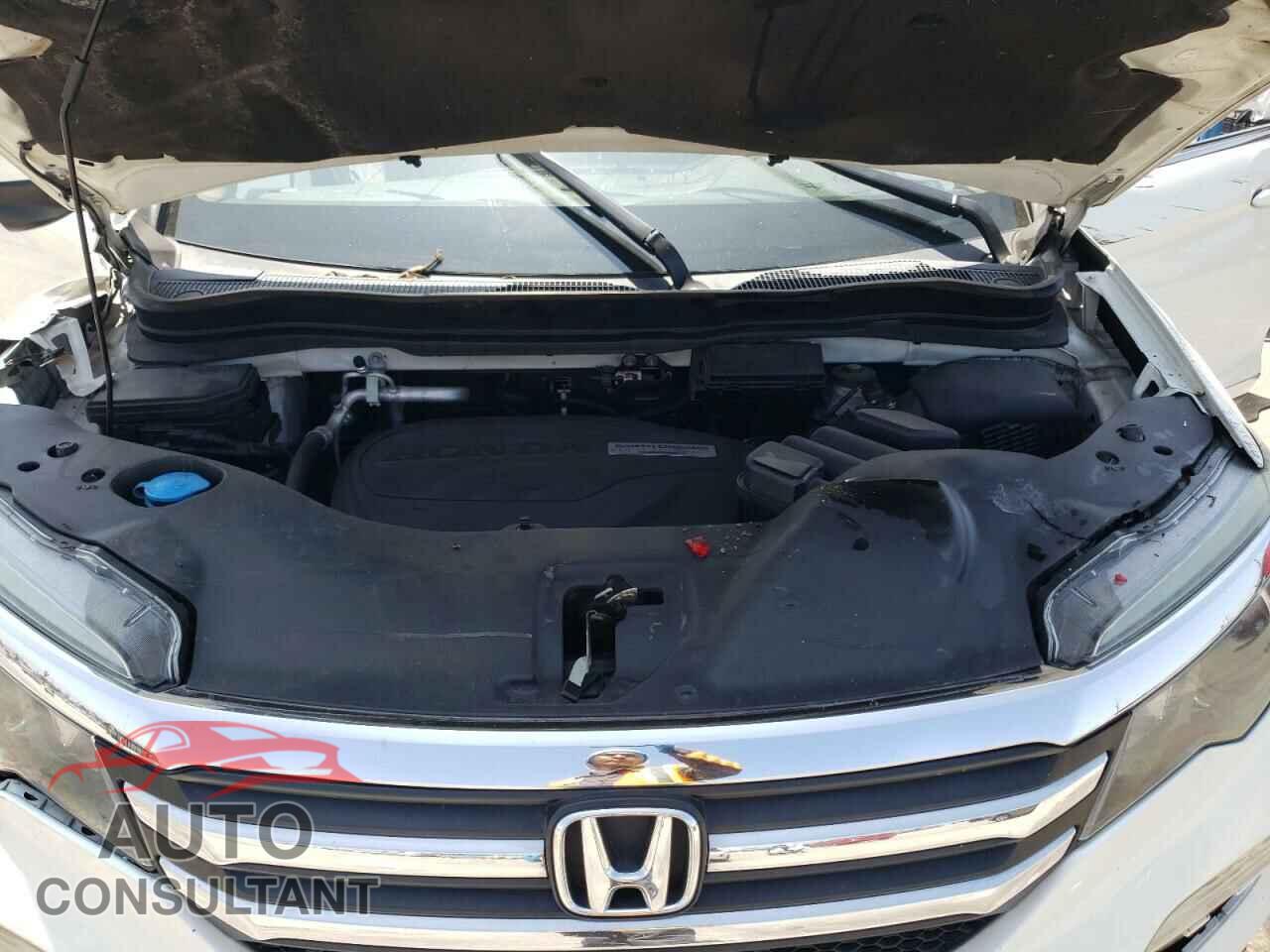HONDA PILOT 2017 - 5FNYF5H36HB018772