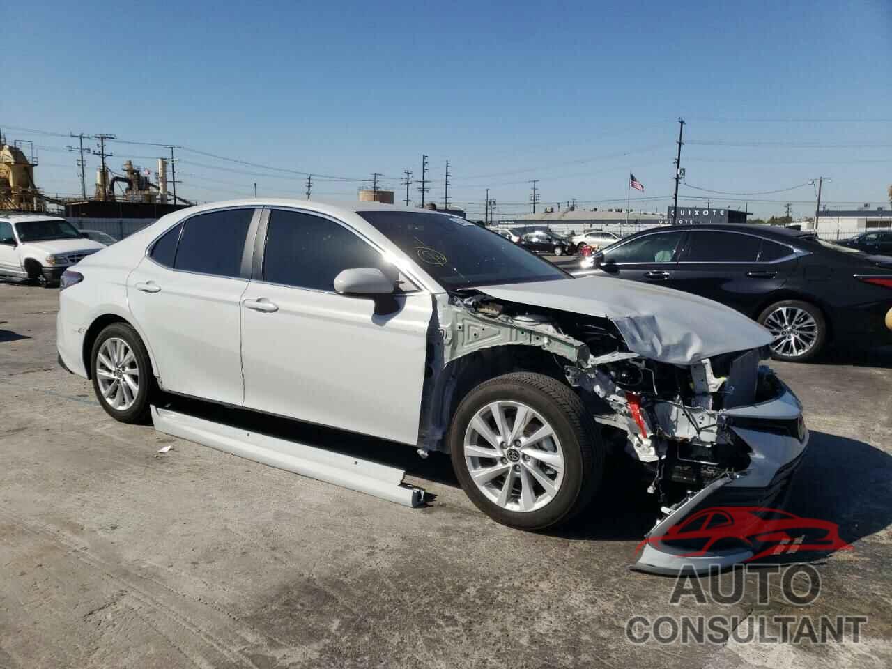 TOYOTA CAMRY 2022 - 4T1C11AK5NU019090