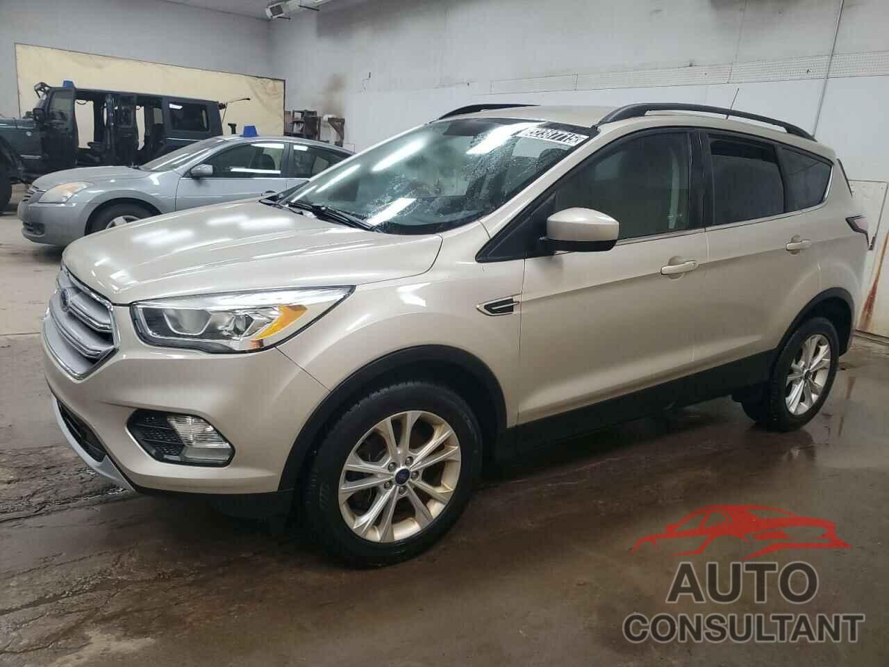 FORD ESCAPE 2017 - 1FMCU9GD2HUD18801