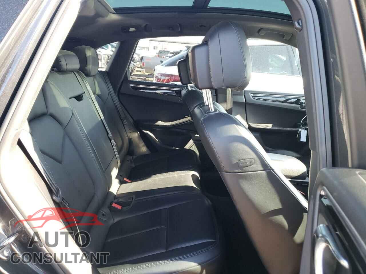 PORSCHE MACAN 2017 - WP1AB2A58HLB15376