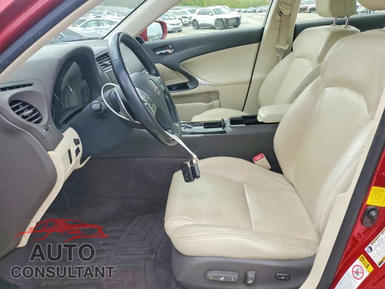 LEXUS IS 2012 - JTHBF5C27C5173182