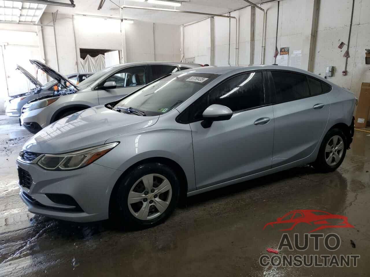 CHEVROLET CRUZE 2018 - 1G1BC5SM1J7111154