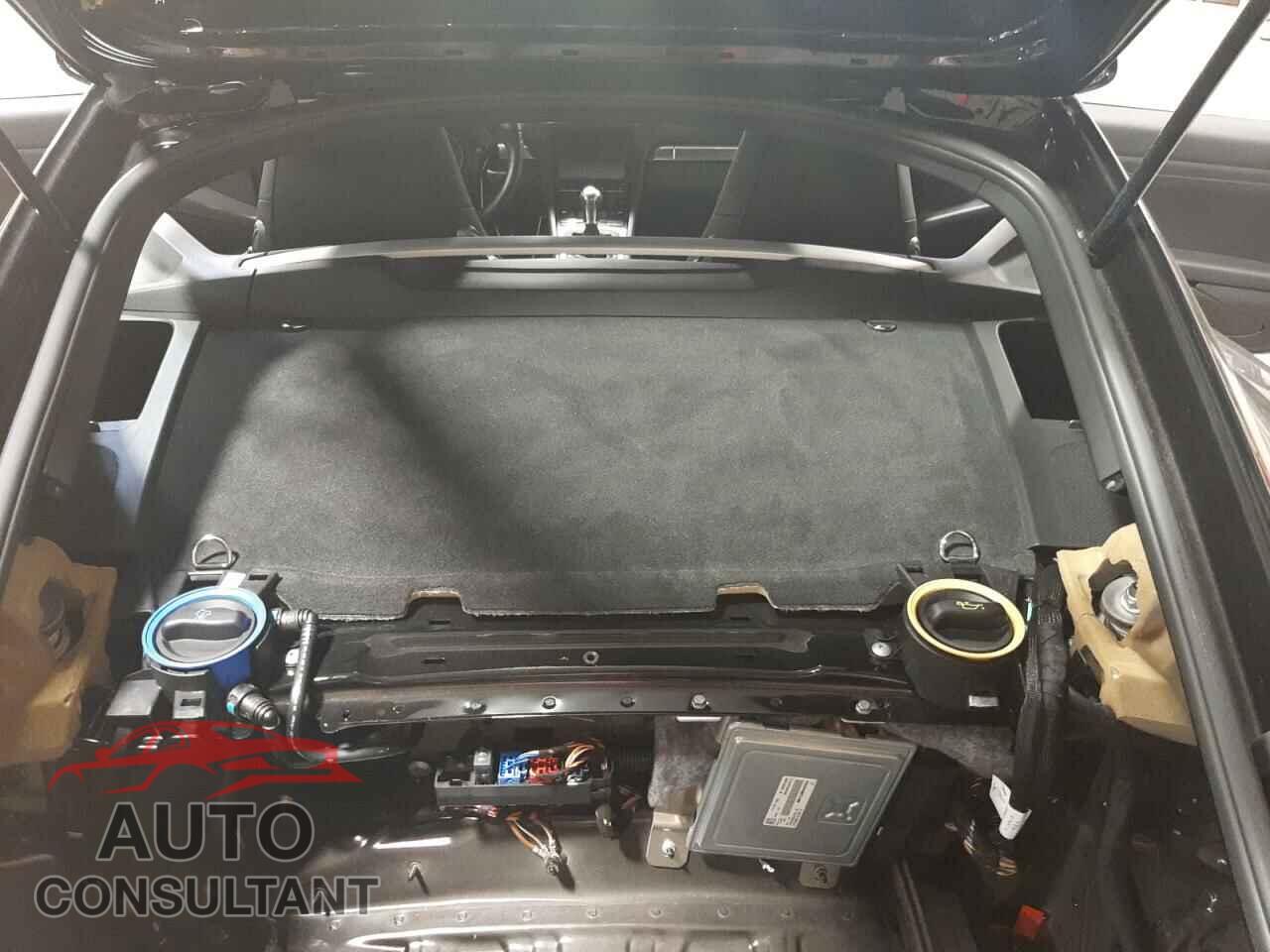 PORSCHE CAYMAN 2016 - WP0AA2A82GK170196