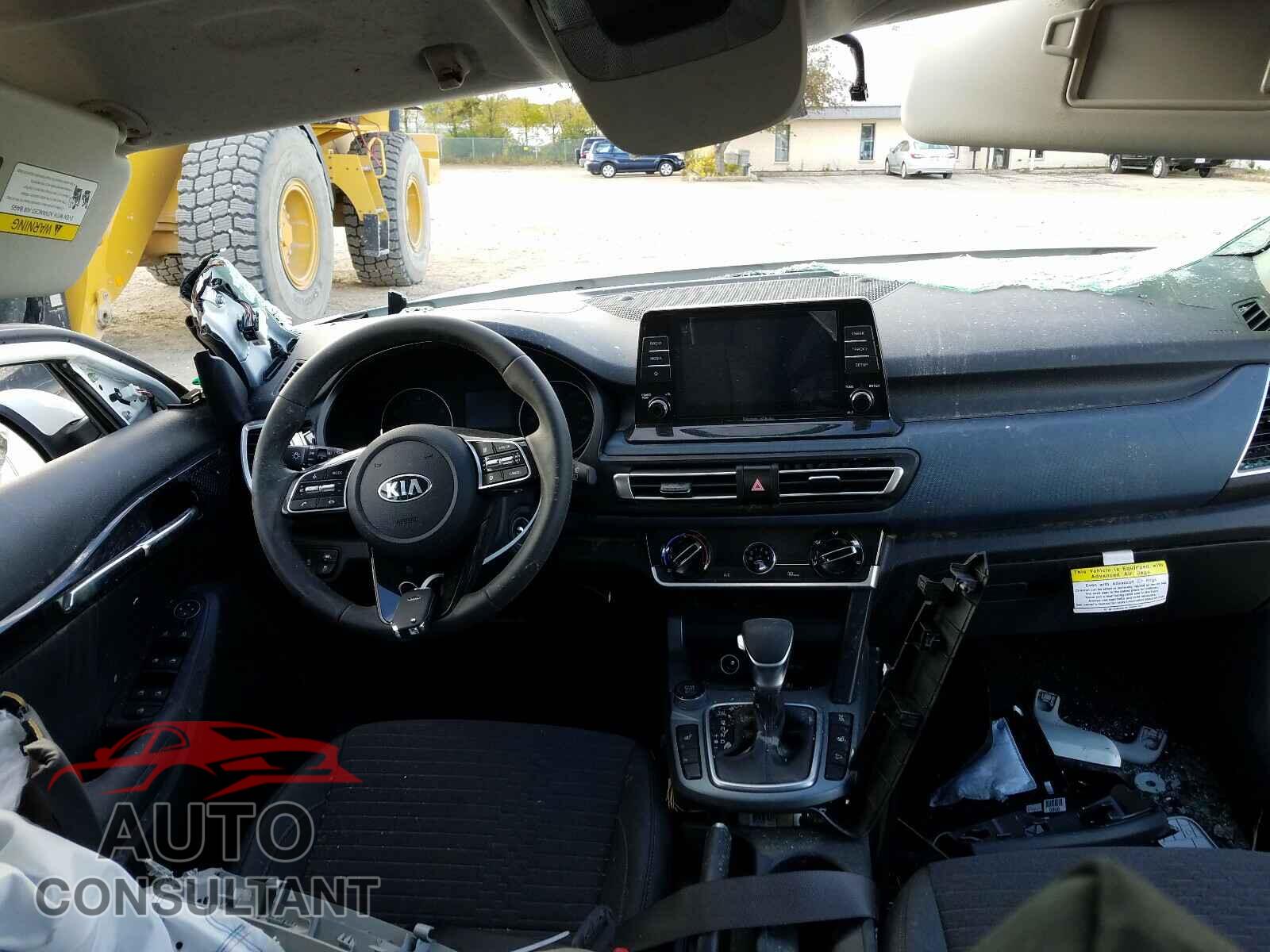 KIA SELTOS 2021 - KNDEUCAA7M7083300