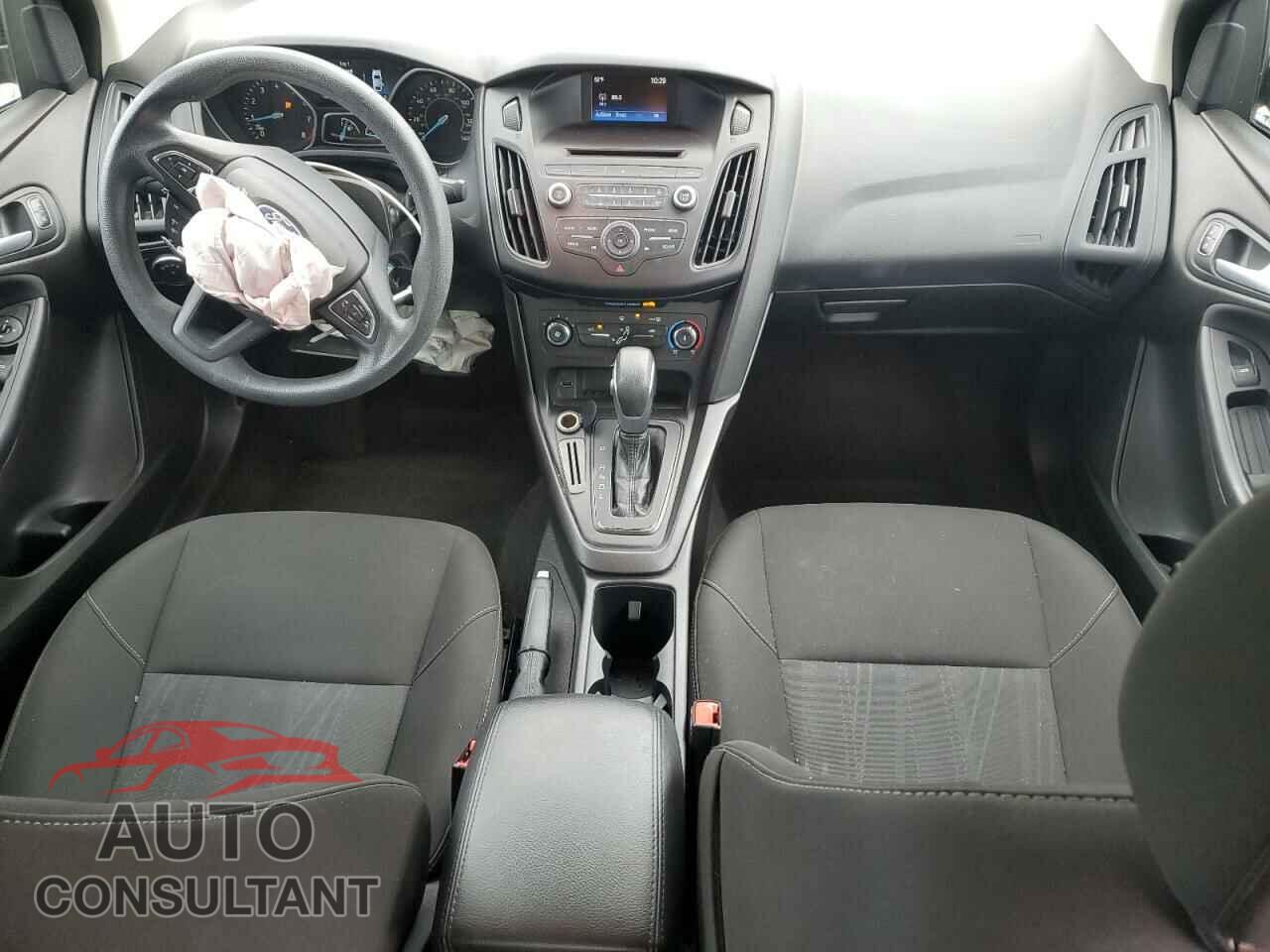 FORD FOCUS 2017 - 1FADP3F22HL259810