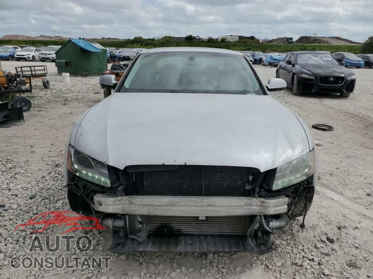 AUDI A5 2011 - WAURFAFR6BA040563
