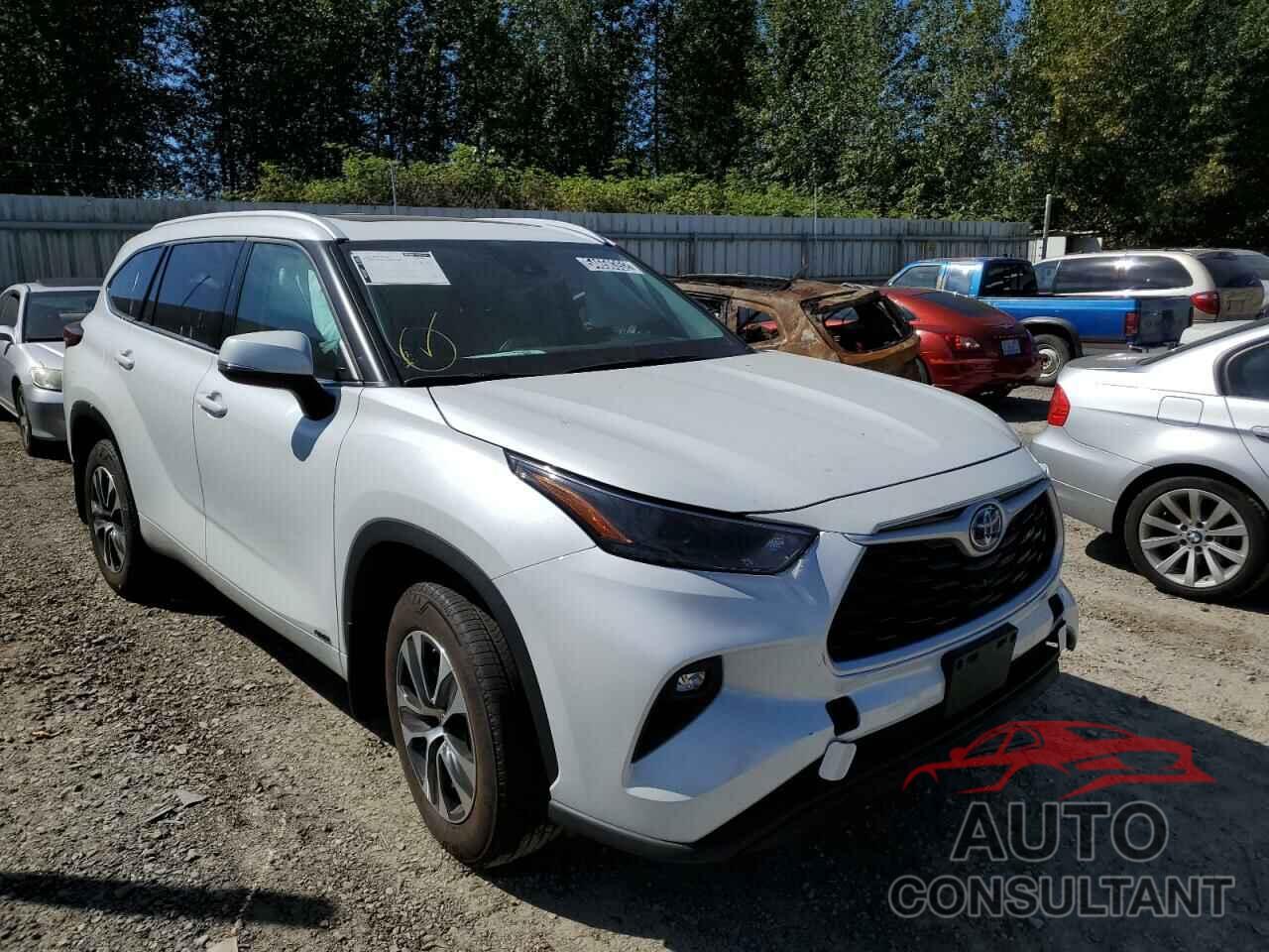 TOYOTA HIGHLANDER 2022 - 5TDHBRCH9NS552569