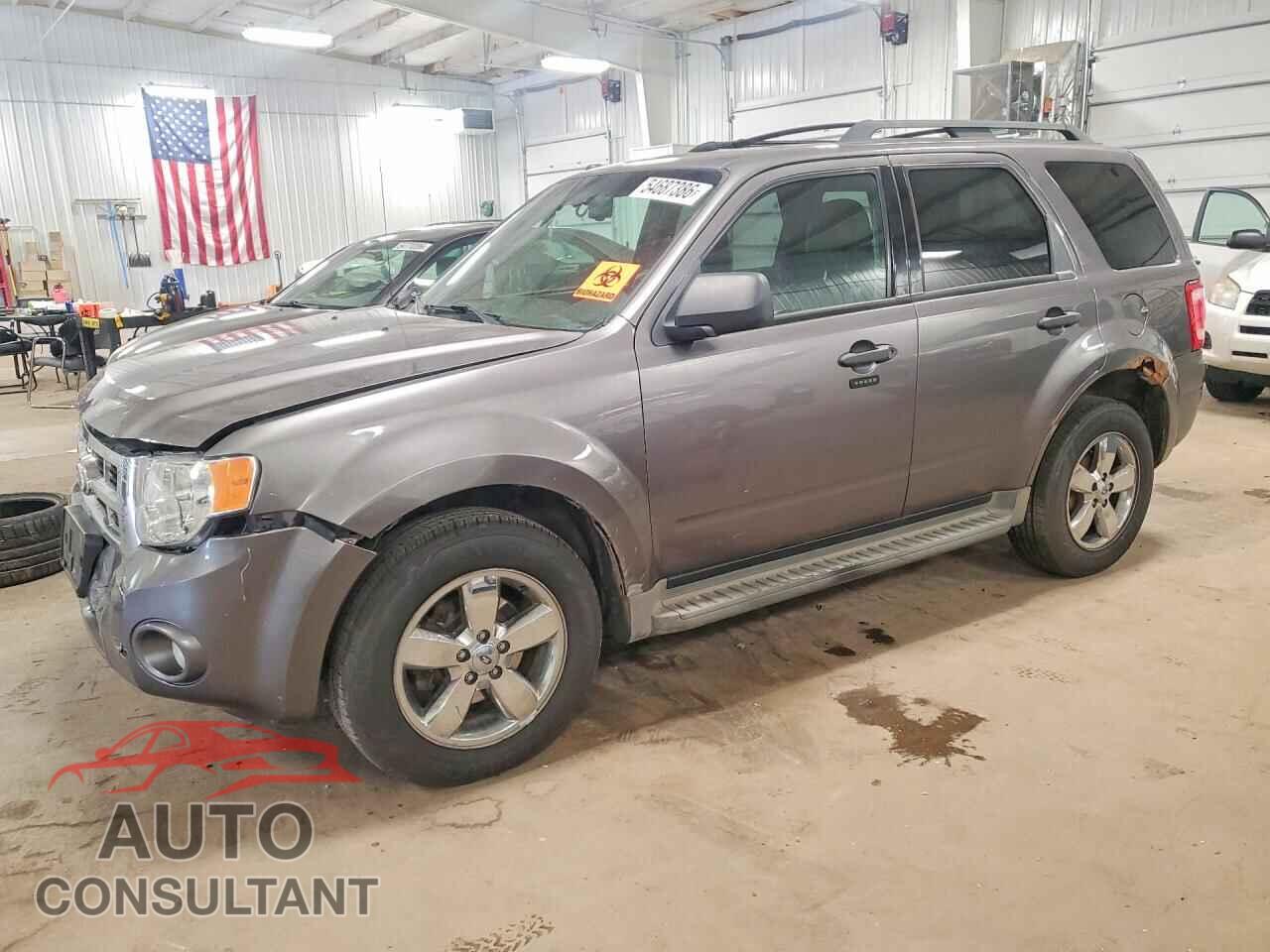 FORD ESCAPE 2010 - 1FMCU9DG9AKD17211
