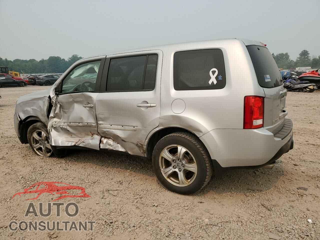 HONDA PILOT 2015 - 5FNYF4H56FB063252