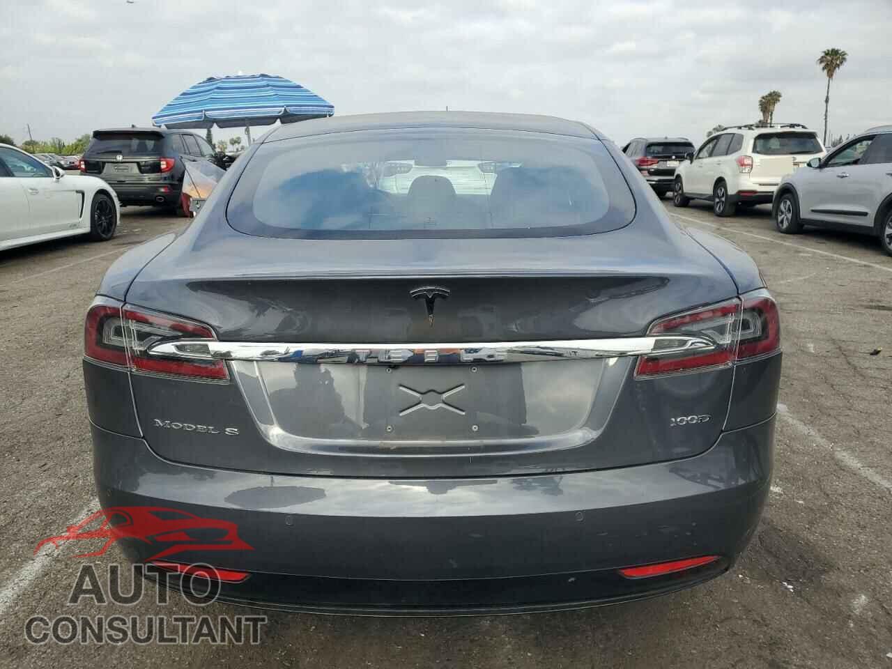 TESLA MODEL S 2018 - 5YJSA1E26JF288227