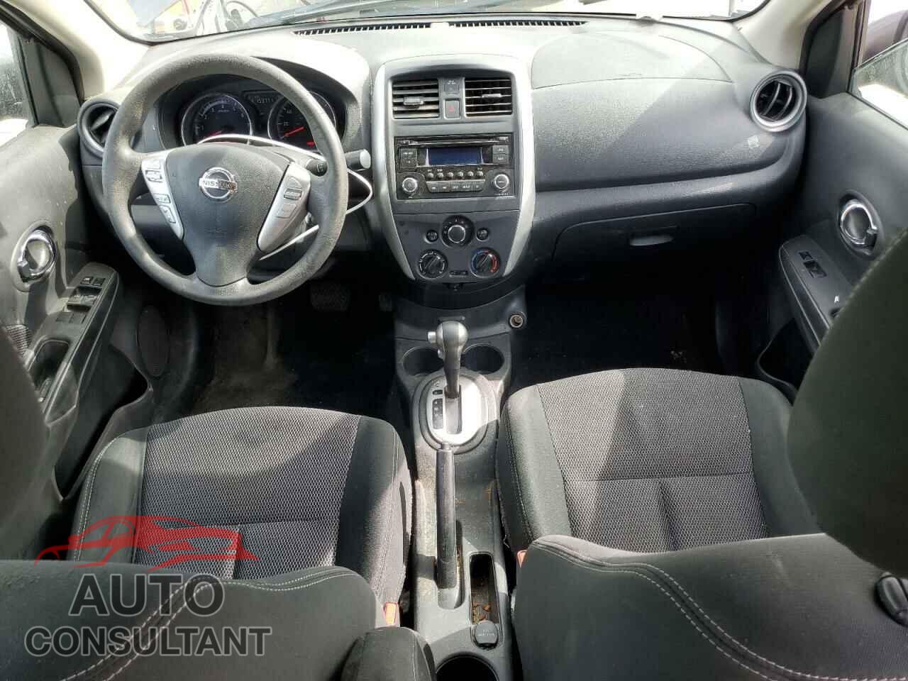 NISSAN VERSA 2017 - 3N1CN7AP3HL876601