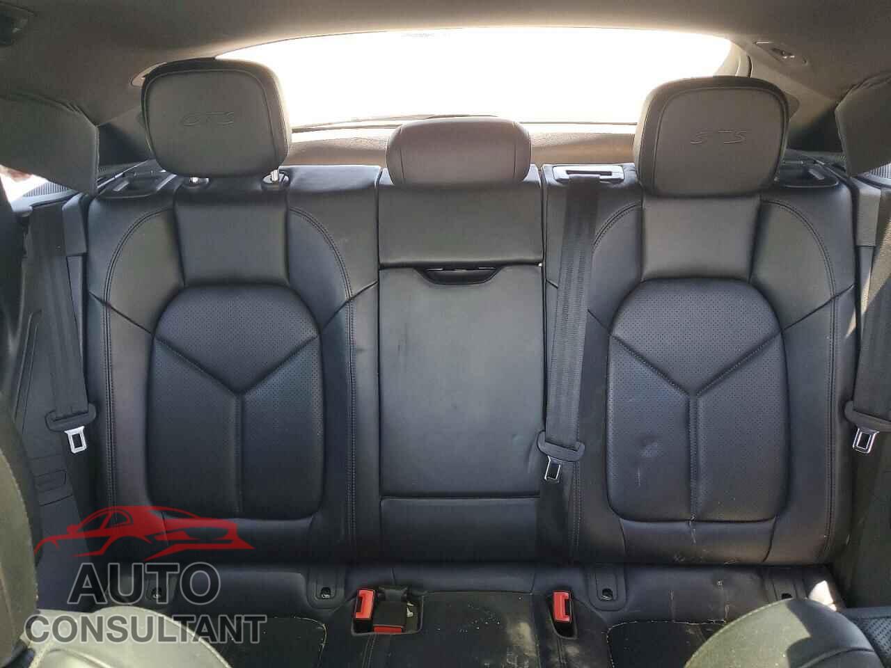 PORSCHE MACAN 2018 - WP1AG2A55JLB60458