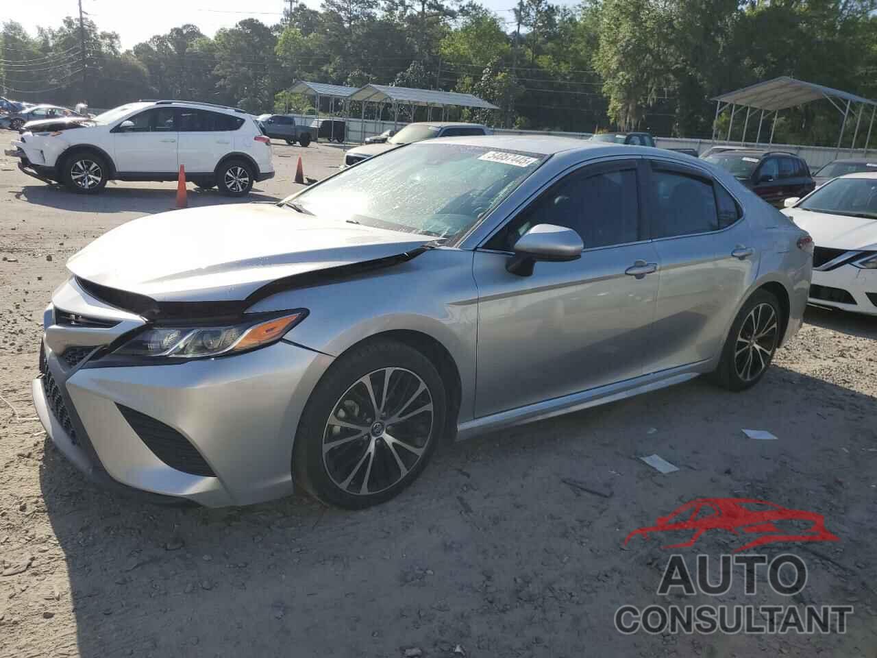TOYOTA CAMRY 2018 - 4T1B11HK4JU033848