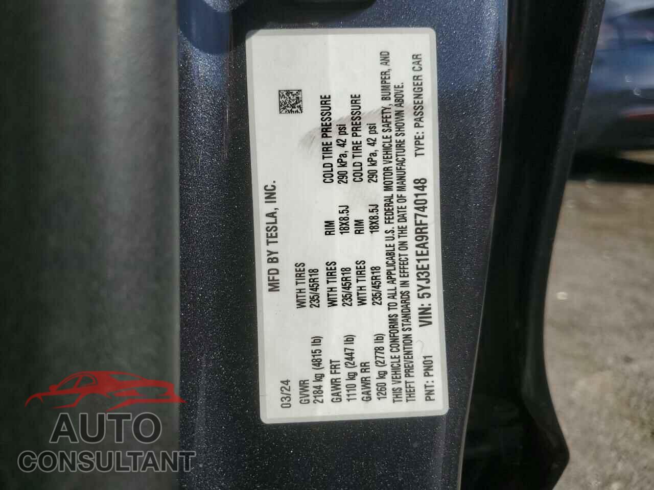 TESLA MODEL 3 2024 - 5YJ3E1EA9RF740148