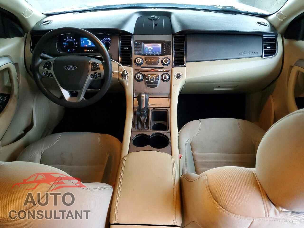 FORD TAURUS 2019 - 1FAHP2D87KG106939