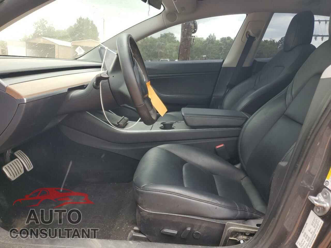 TESLA MODEL 3 2020 - 5YJ3E1EC5LF646941