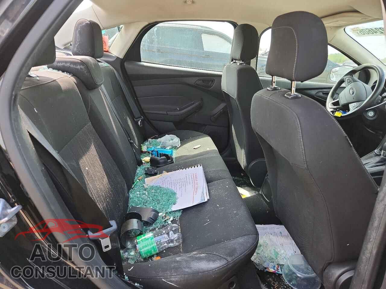 FORD FOCUS 2016 - 1FADP3E23GL386940