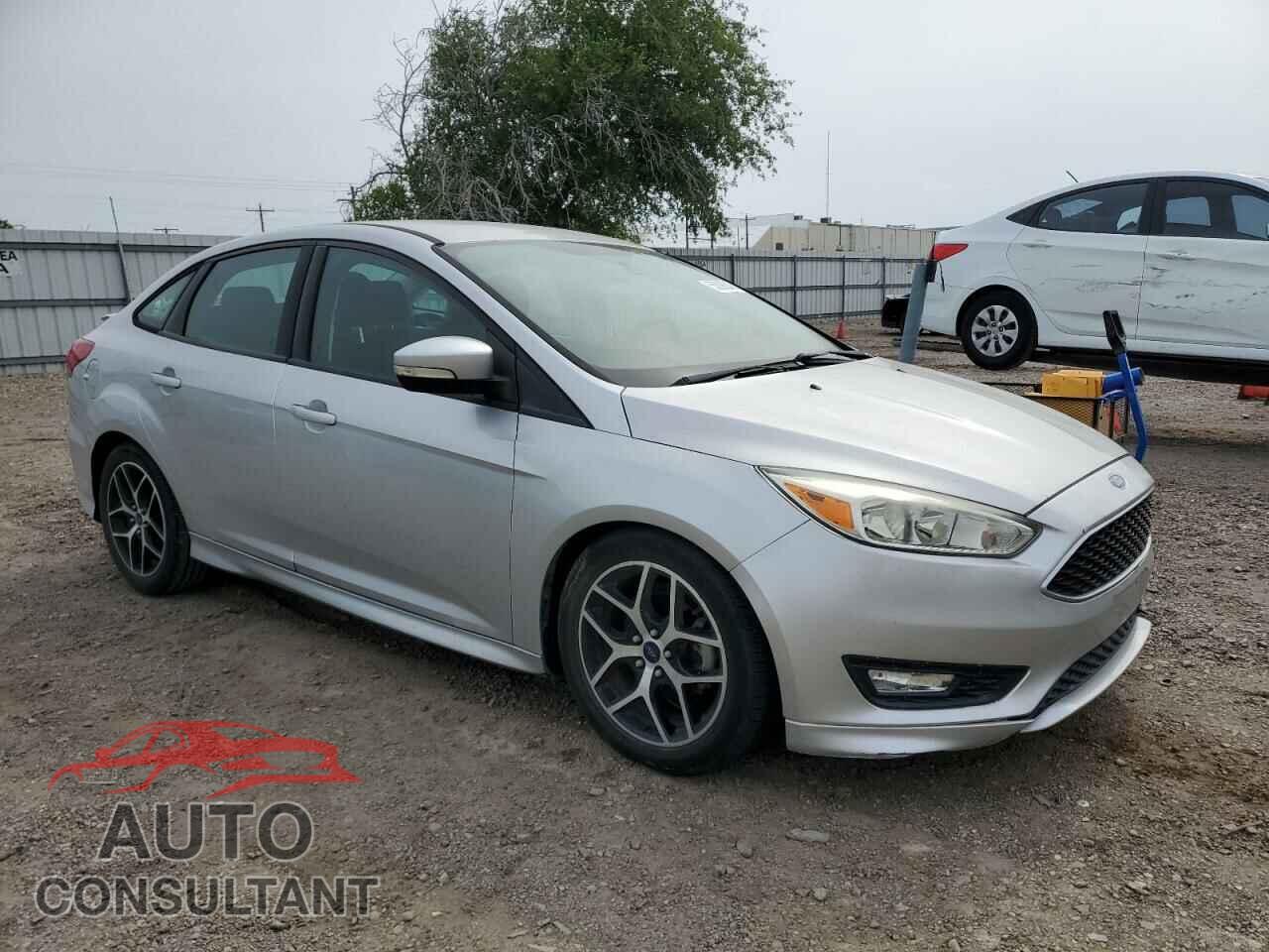 FORD FOCUS 2016 - 1FADP3F26GL404474