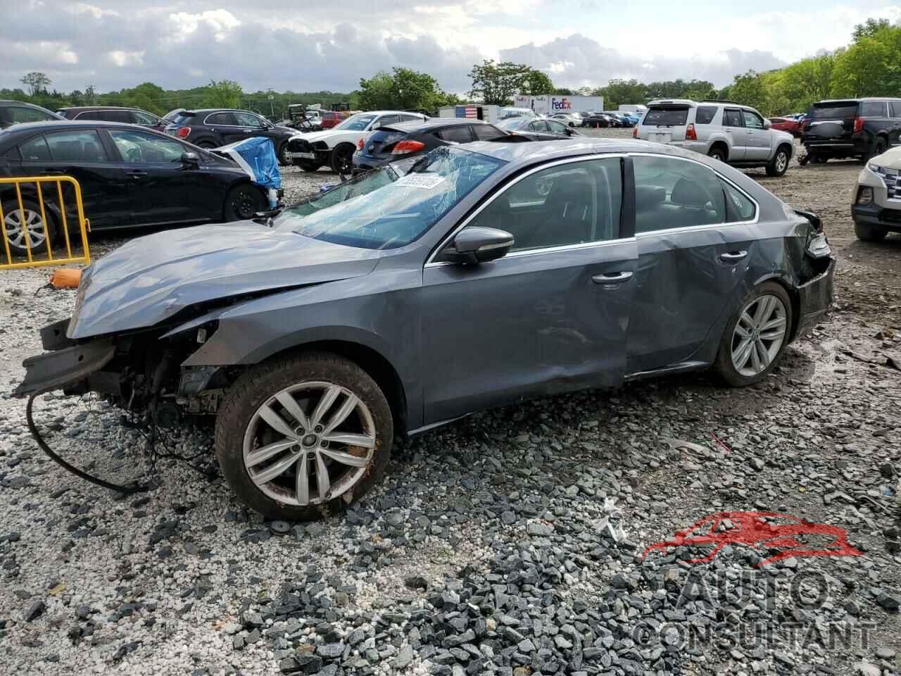 VOLKSWAGEN PASSAT 2018 - 1VWBA7A33JC043994