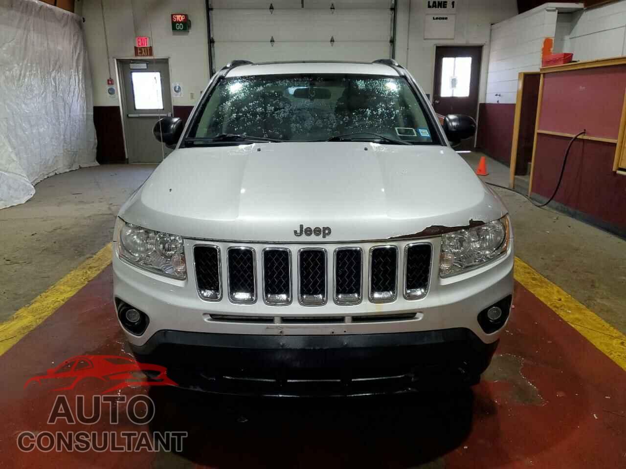 JEEP COMPASS 2011 - 1J4NF1FB6BD282878