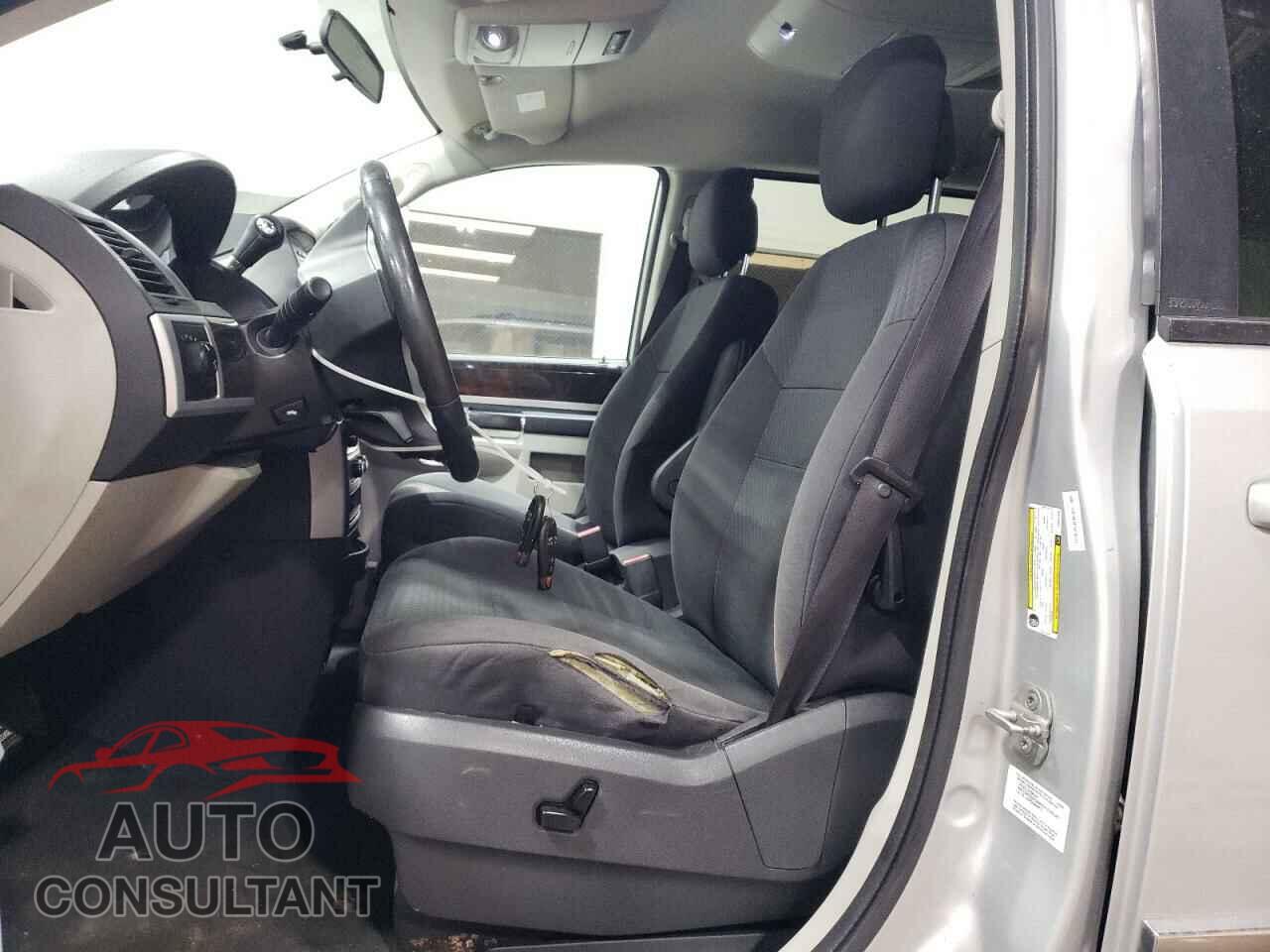 DODGE CARAVAN 2010 - 2D4RN5D11AR367640