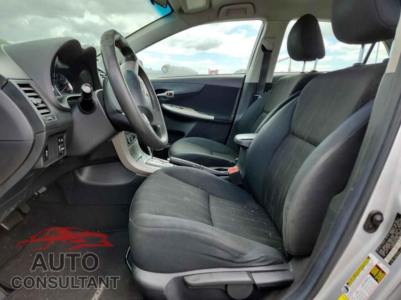 TOYOTA COROLLA 2011 - 2T1BU4EEXBC666185