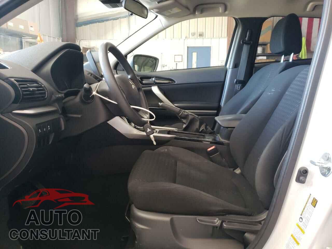 MITSUBISHI ECLIPSE 2023 - JA4ATVAA0PZ005893