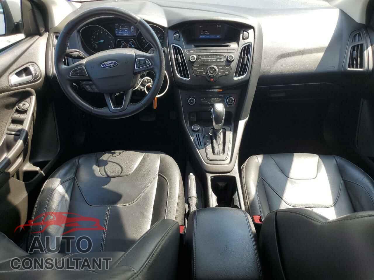 FORD FOCUS 2016 - 1FADP3F25GL307525