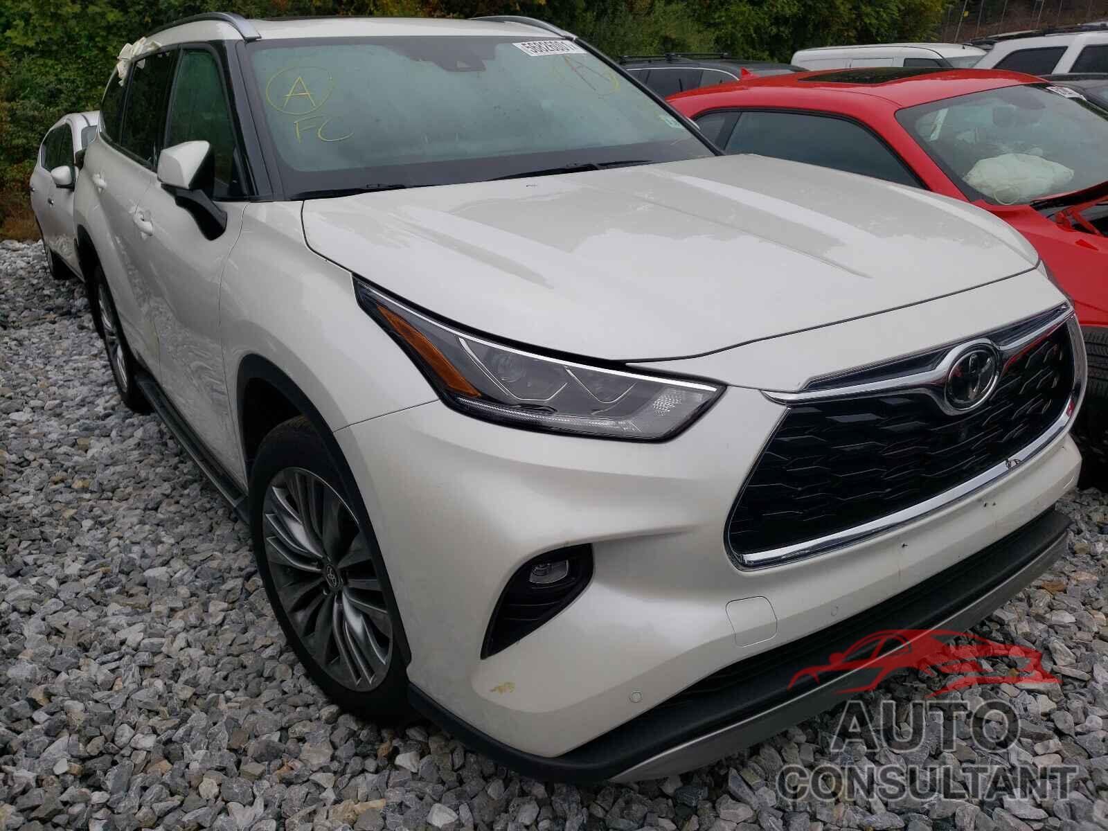TOYOTA HIGHLANDER 2021 - 5TDFZRBH7MS095926