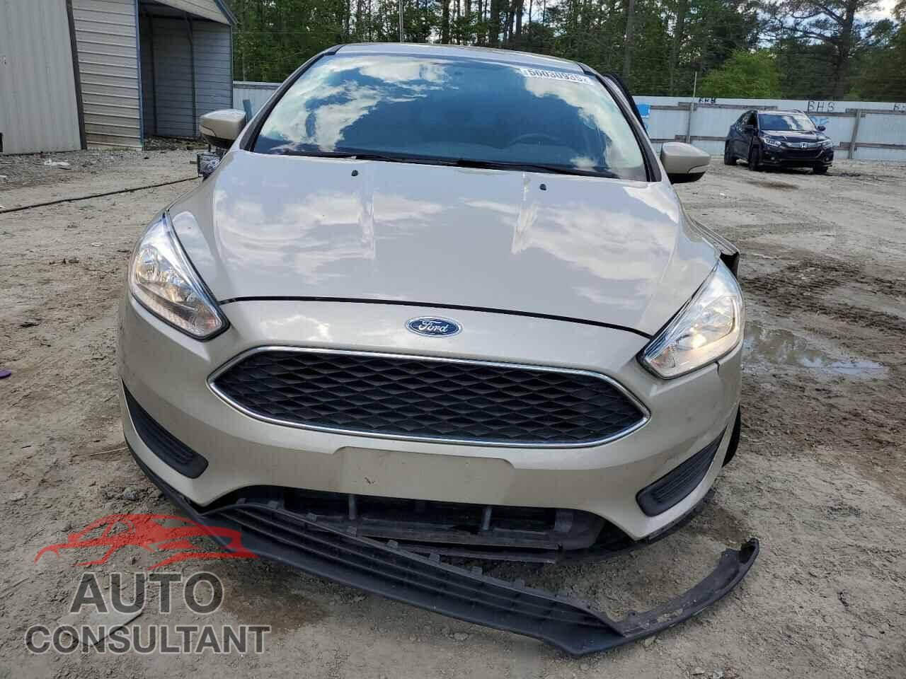 FORD FOCUS 2017 - 1FADP3F28HL270066